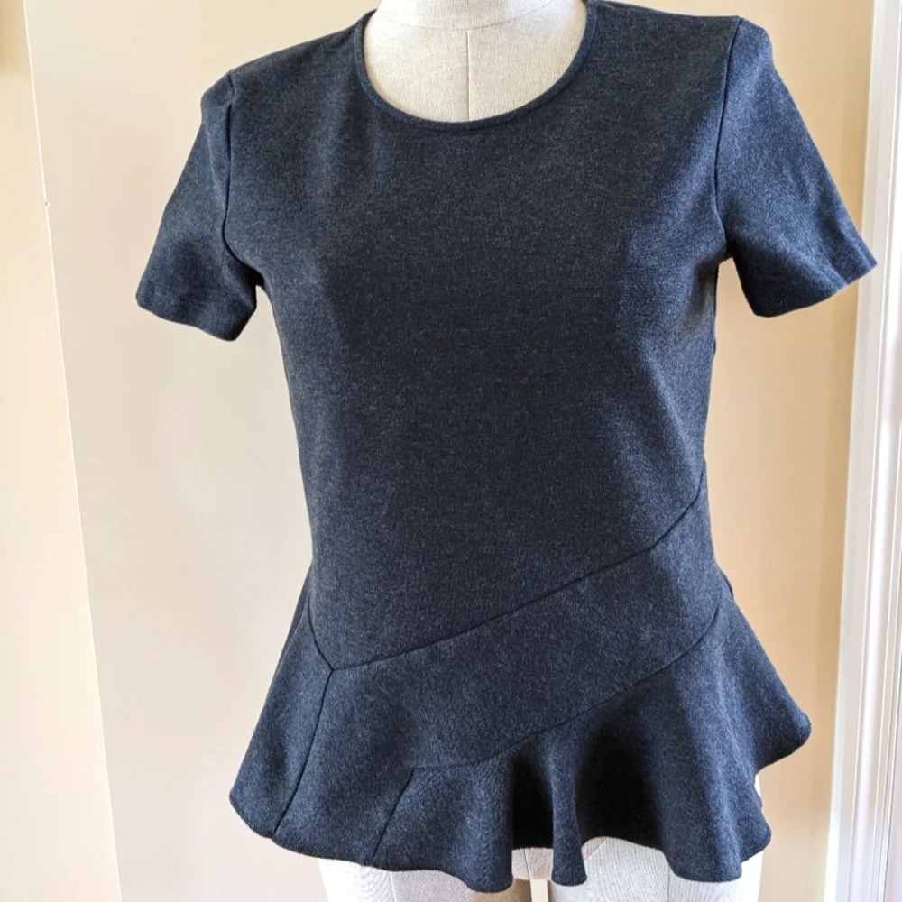 J. Crew Top gray Small crew neck